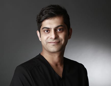 Dr A. Farhan Haq - Expert Cosmetic Physician at Cosmedocs London specializing in facial contouring and advanced aesthetic treatments